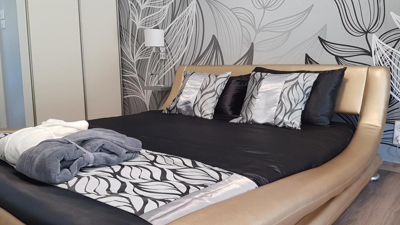 Fred Et Jules Bed & Breakfast Beaulieu-sur-Dordogne Ngoại thất bức ảnh